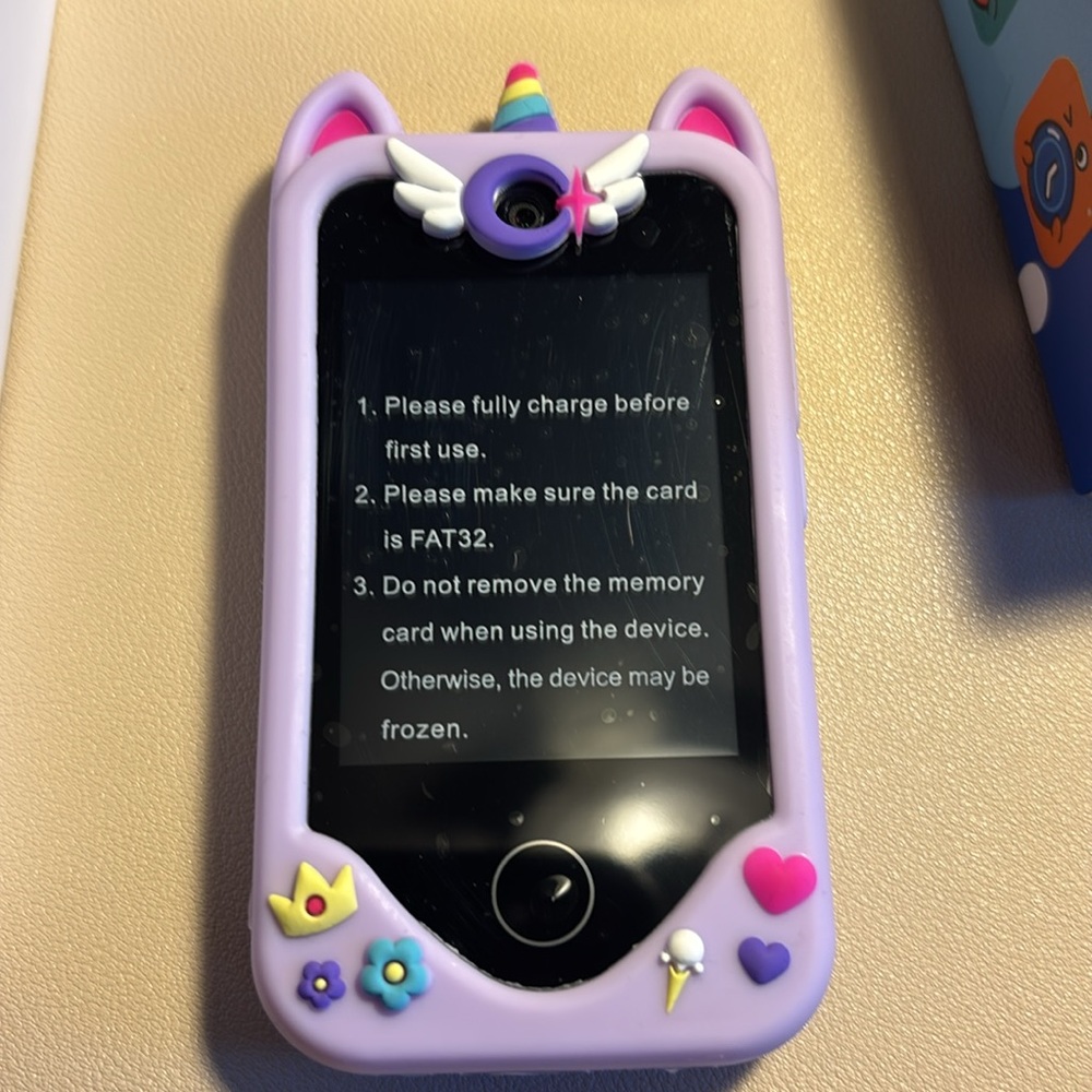 Kids Mobile Phone with Unicorn Design - Picture 3 of 5